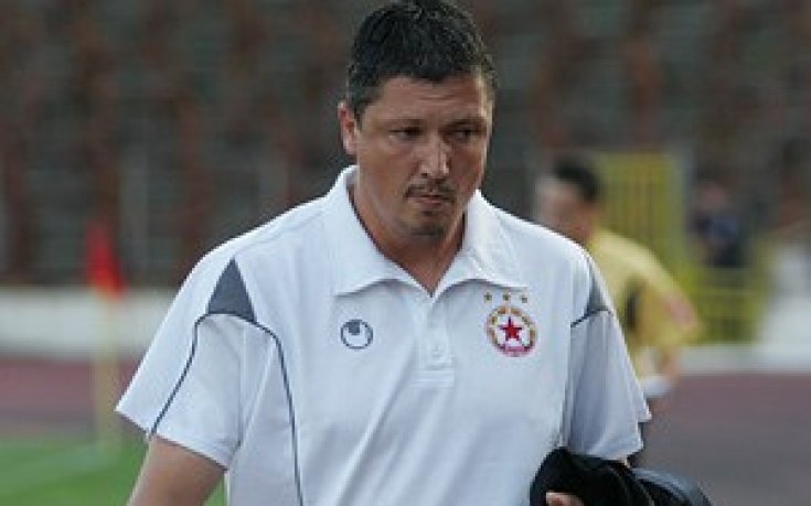 В 15:15 часа отмениха забраната на Пенев