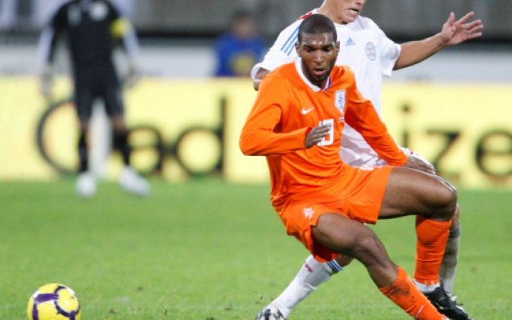 Райън Бабел влезе във война със Sun