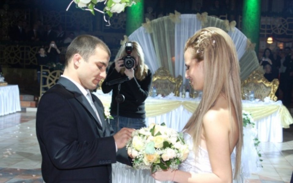 Калоян пирува на сватбата на Радослав Великов