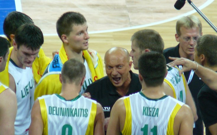 Литовски гранд прибра бившия селекционер Бутаутас