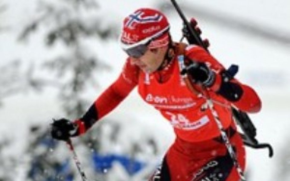 Бьорндален изведе Норвегия до победата в Оберхоф