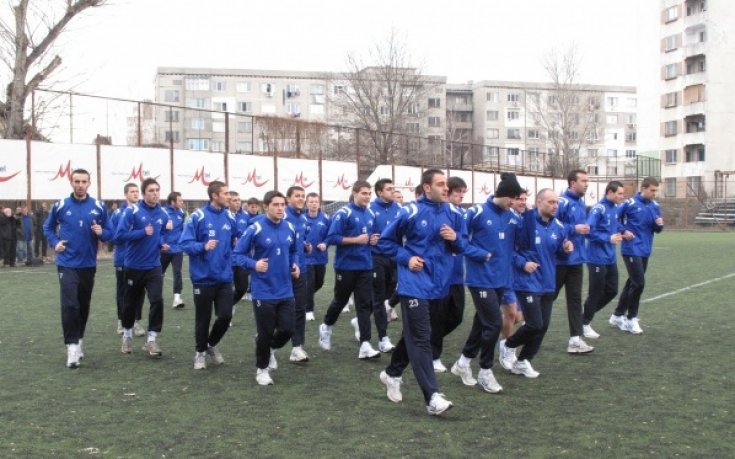 Йовов не тренира, бил болен от грип