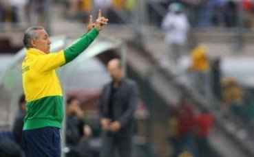 Президентът на Мамелъди иска да задържи Стоичков на всяка цена