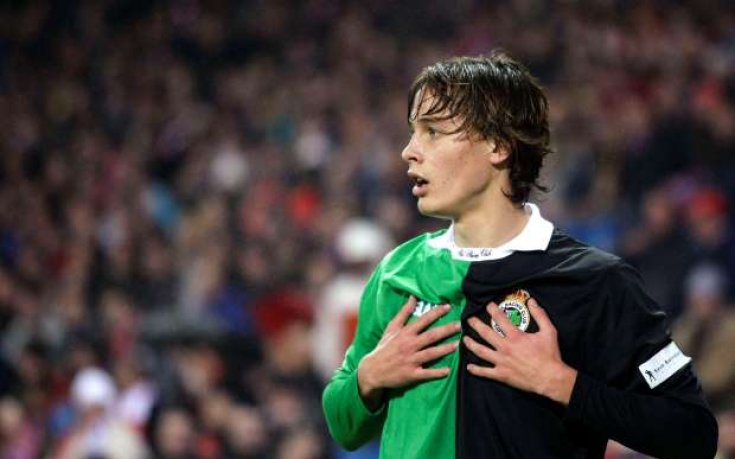 Реал взима Каналес