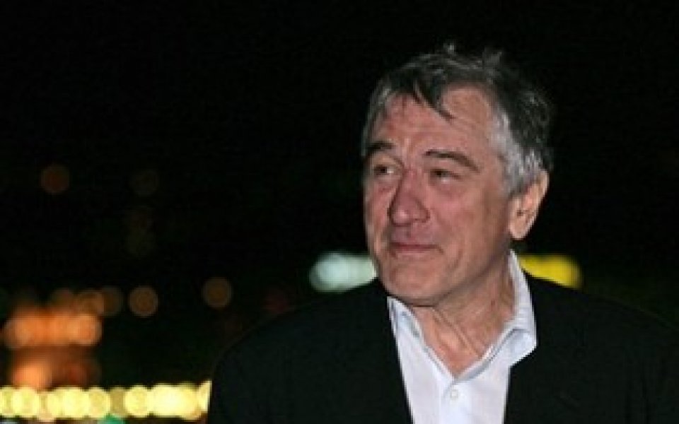 Робърт Де Ниро влиза в ролята на легендарен треньор
