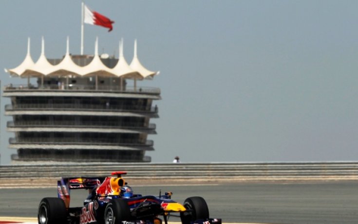 Фетел тръгва от първа позиция в Бахрейн, Шумахер в седмицата