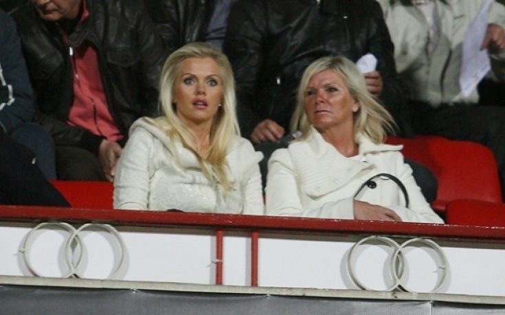 1000 евро и имаш Асдис Ран на партито си