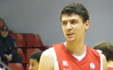 Лукойл Академик спира правата на Ристе Стефанов