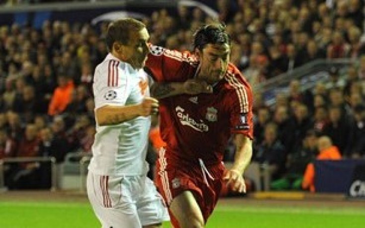 Бенитес продава Риера заради голямата му уста