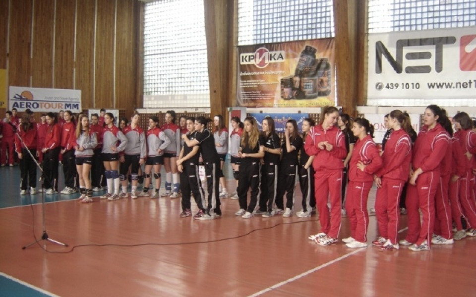 Рома кани наши волейболни таланти да гледат Световно на живо в Рим