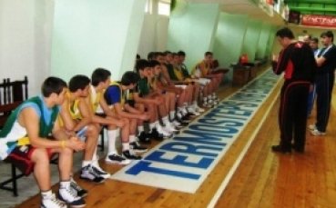 Георги Младенов ще води младежкия национален отбор