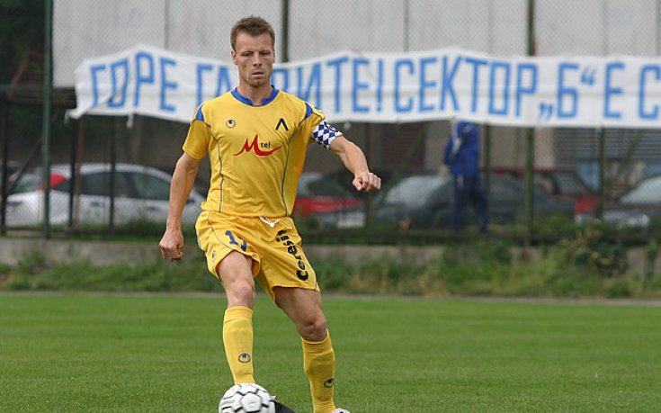 Топузаков и Цачев не тренират с Левски
