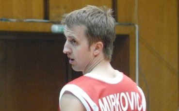 Още един студент се сдоби с рожба