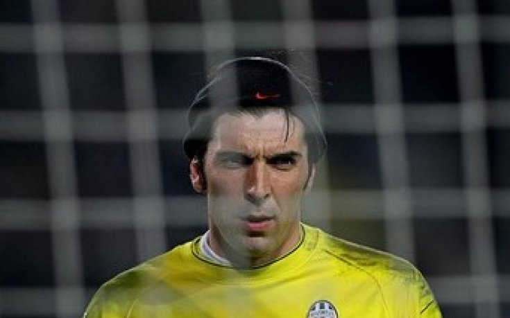 Буфон остава в Ювентус, сигурен е агентът му