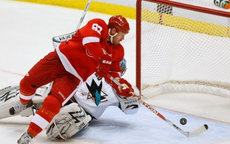 Францен вкара 4 на акулите