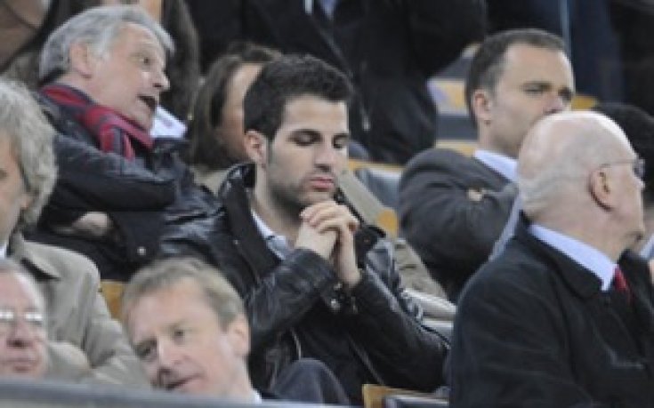 Барселона с два плана за привличането на Фабрегас