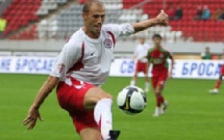 Пеев титуляр при загуба от Зенит