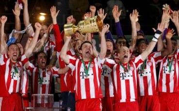 ВИДЕО: Байерн тръгва за финала на „Бернабеу” със специална песен