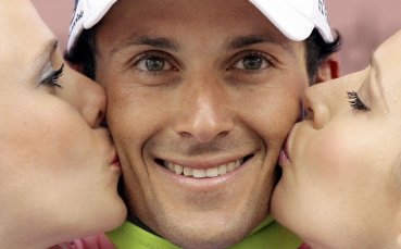 Басо поведе два кръга преди края на Джирото