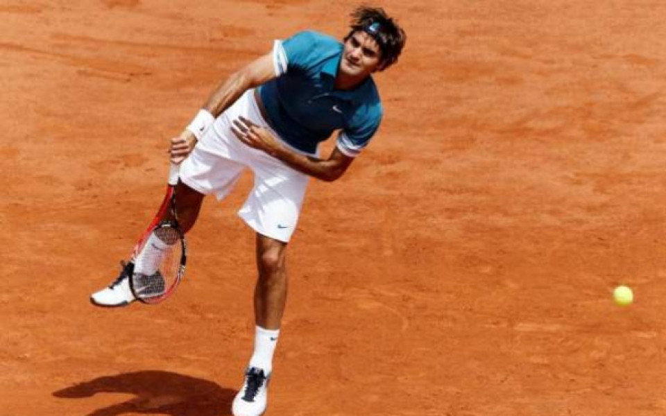 Федерер не пожали Вавринка и се класира на 1/4-финалите в Париж