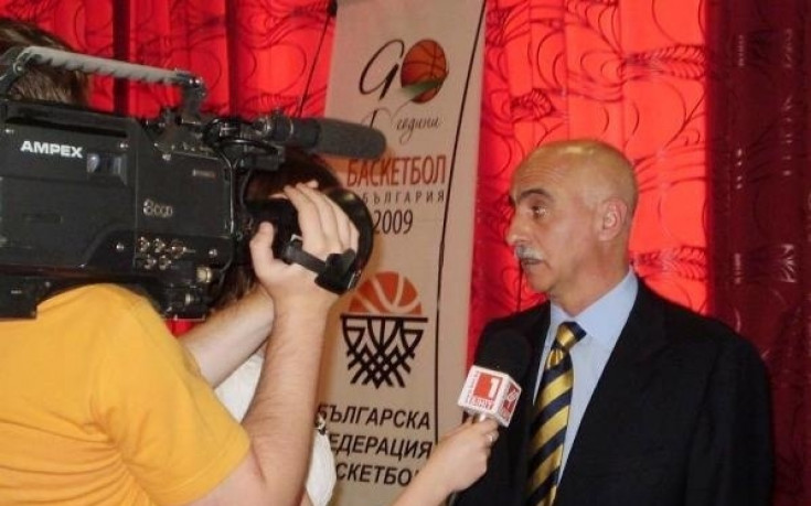 Бусета: Трябват ни само мотивирани играчи, това е отбор за бъдещето