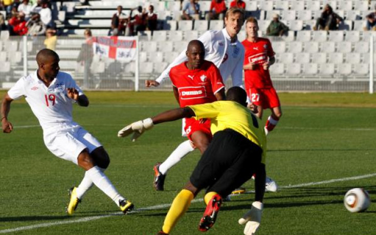 ВИДЕО: Англия с класическа победа срещу Платинум Старс