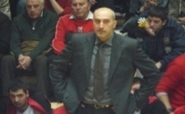 18-годишните баскетболисти с втора загуба във Франция, младежите с проверки в Белгия