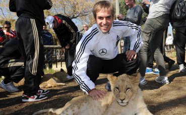 Филип Лам: Динамитът Рууни може да избухне точно срещу Германия