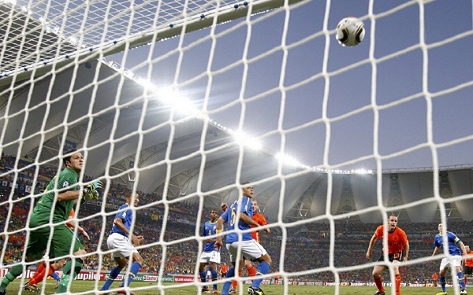 Слушането на спортни коментари е опасно като шофирането пиян