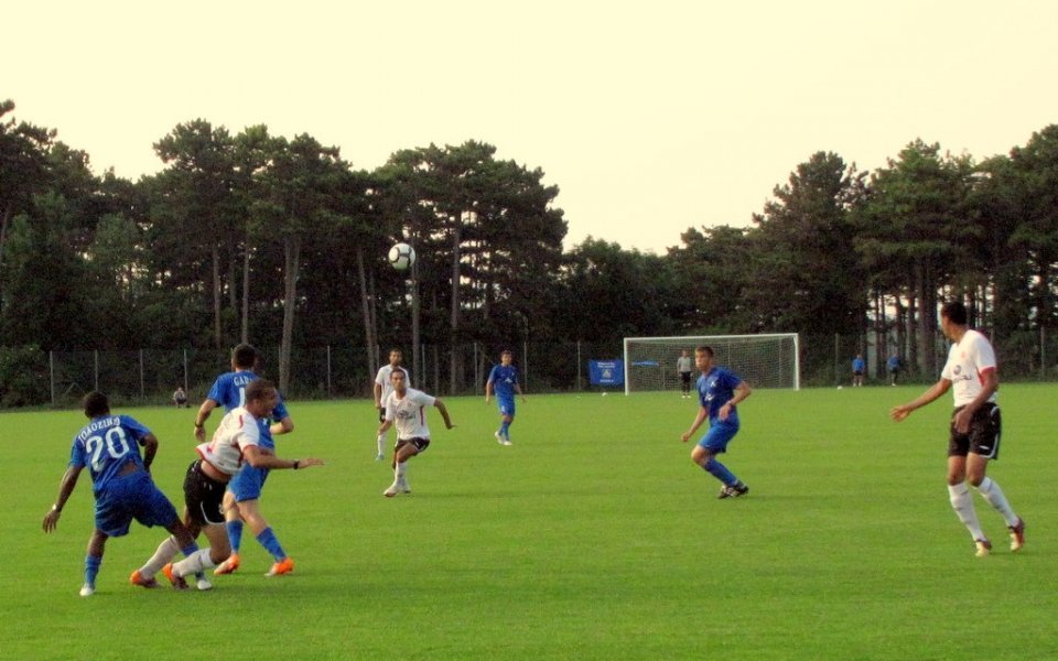 Първа контрола без гол за Левски, отстъпи на израелския шампион