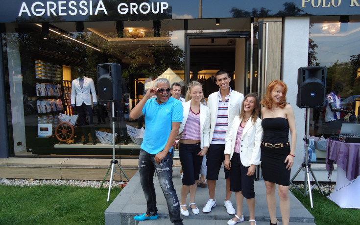 Азис, Боян Радев и БОК представиха облеклата на олимпийците за Сингапур