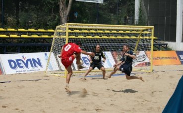 С много емоции започна вторият кръг от шампионата по плажен футбол