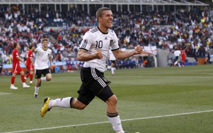 Подолски: Оставам в Кьолн, не искам в Милан