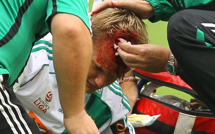 Треньорът на Рапид Виена поставен под обстрел