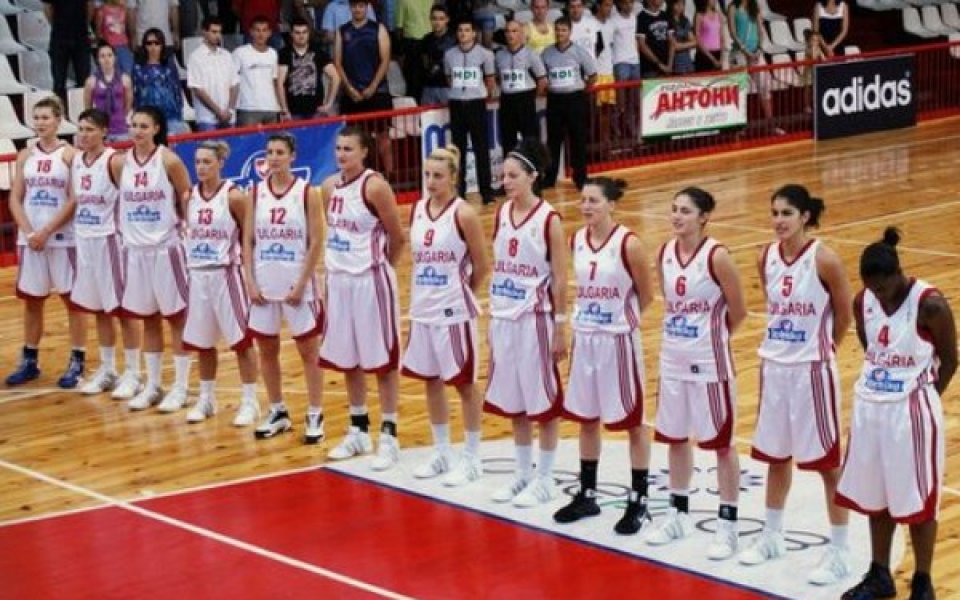 Жените пазят силно при победа срещу Украйна