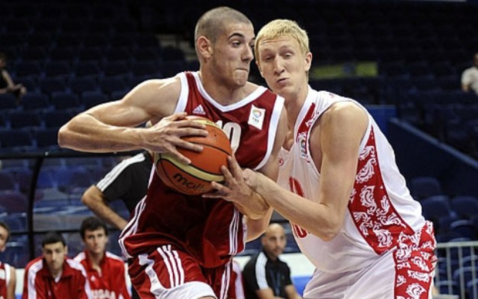 Ужасна първа част пак издъни юношите на Европейското