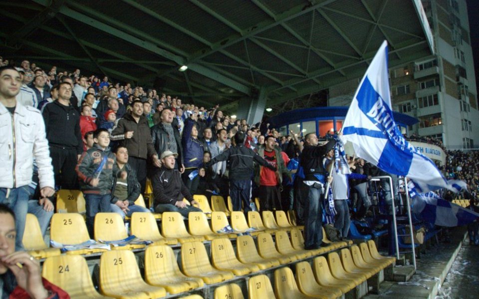 Феновете на Черноморец се стягат за много по-мощна подкрепа през новия сезон