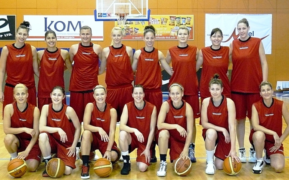 Дамският баскет тим стартира квалификациите със загуба в Турция