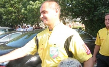 Стефан Спасов ще ръководи Левски – Локо Сф