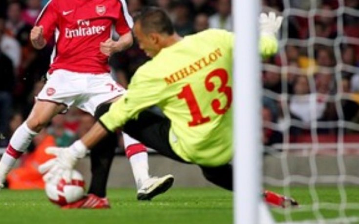 Ники Михайлов стартира шампионата със суха мрежа