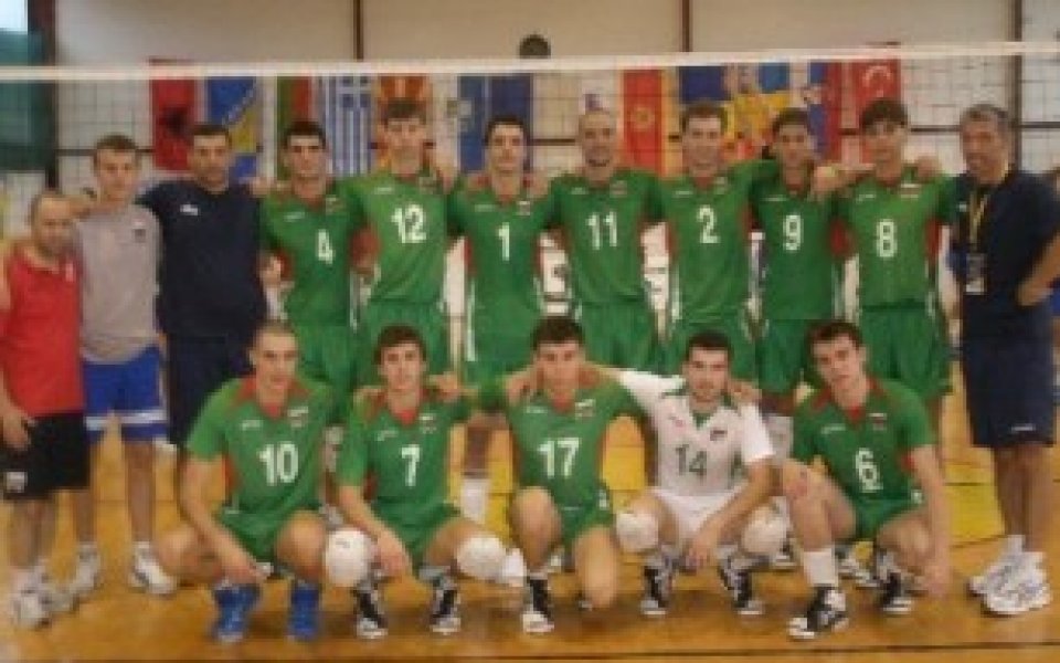 България се класира за полуфиналите след трета победа на Балканиадата