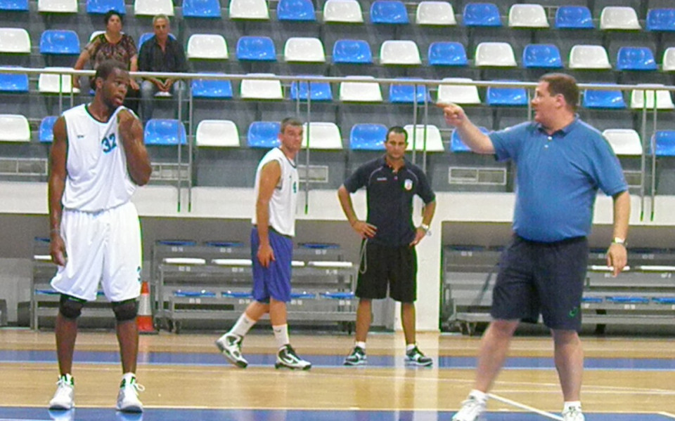 Тодоров: Засега формата е „плаж и дискотека”, нарочно залагам на българи