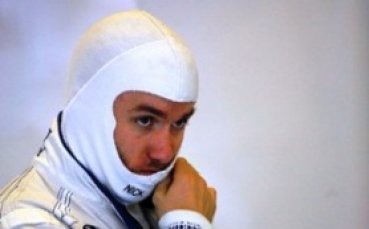 Мерцедес освободи Ник Хайдфелд