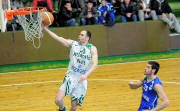 Йордан Бозов остава в Балкан