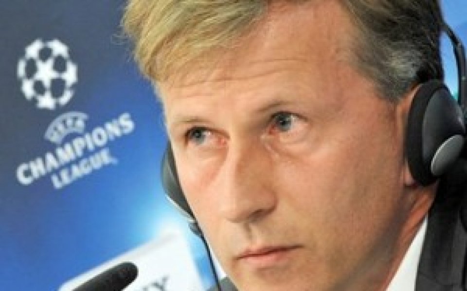 Ван Гаал предложи своя помощник за нов треньор на Байерн