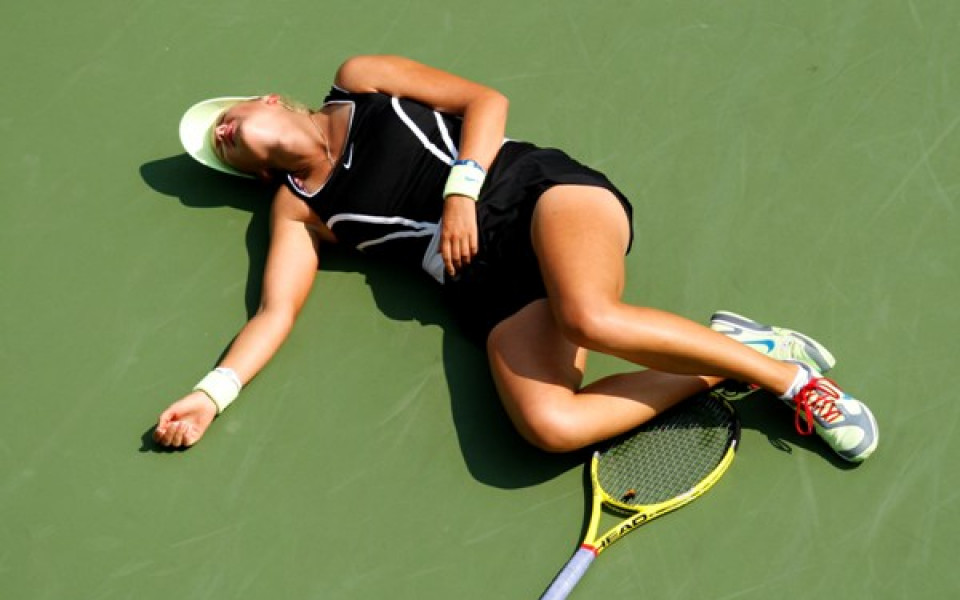 ВИДЕО и СНИМКИ: Азарьонка припадна на US Open
