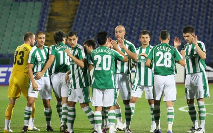 Берое се изравни на върха с Черноморец