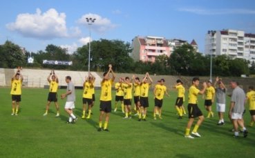 Драма с дузпи изхвърли Ботев за Купата