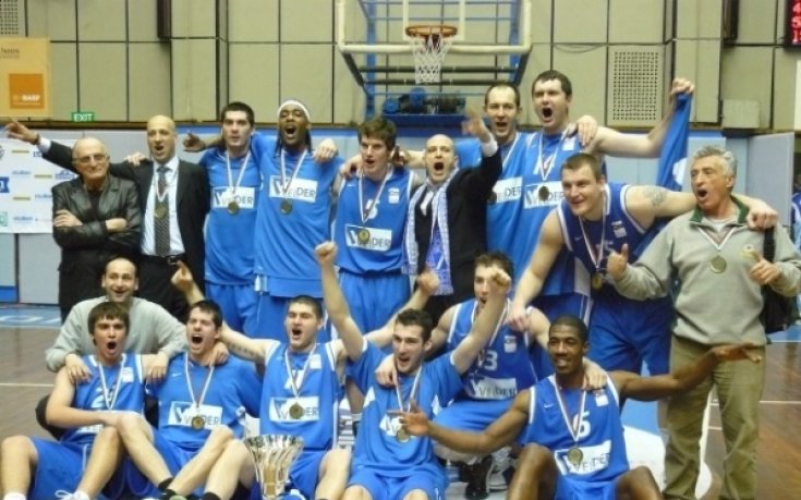 Левски срещу ПАО довечера, пак играе с Родос утре