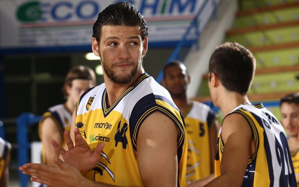 Страхотен старт на сезона в Италия за Деян Иванов